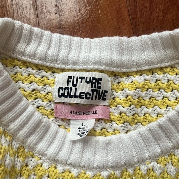 Knitted Summer Top/Shirt - Picture 3 of 3